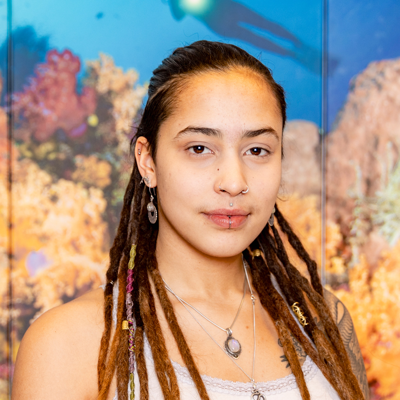 Please specify image url